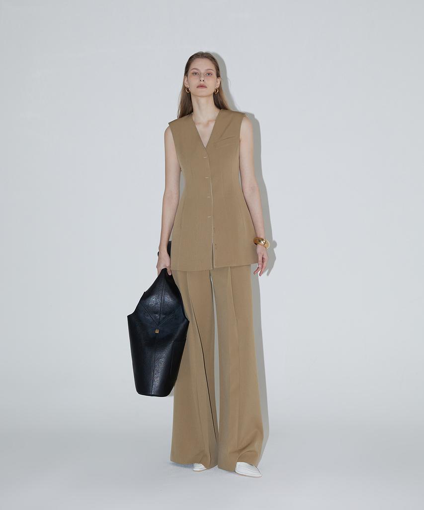 Rene J. Ava Best Dress - Beige