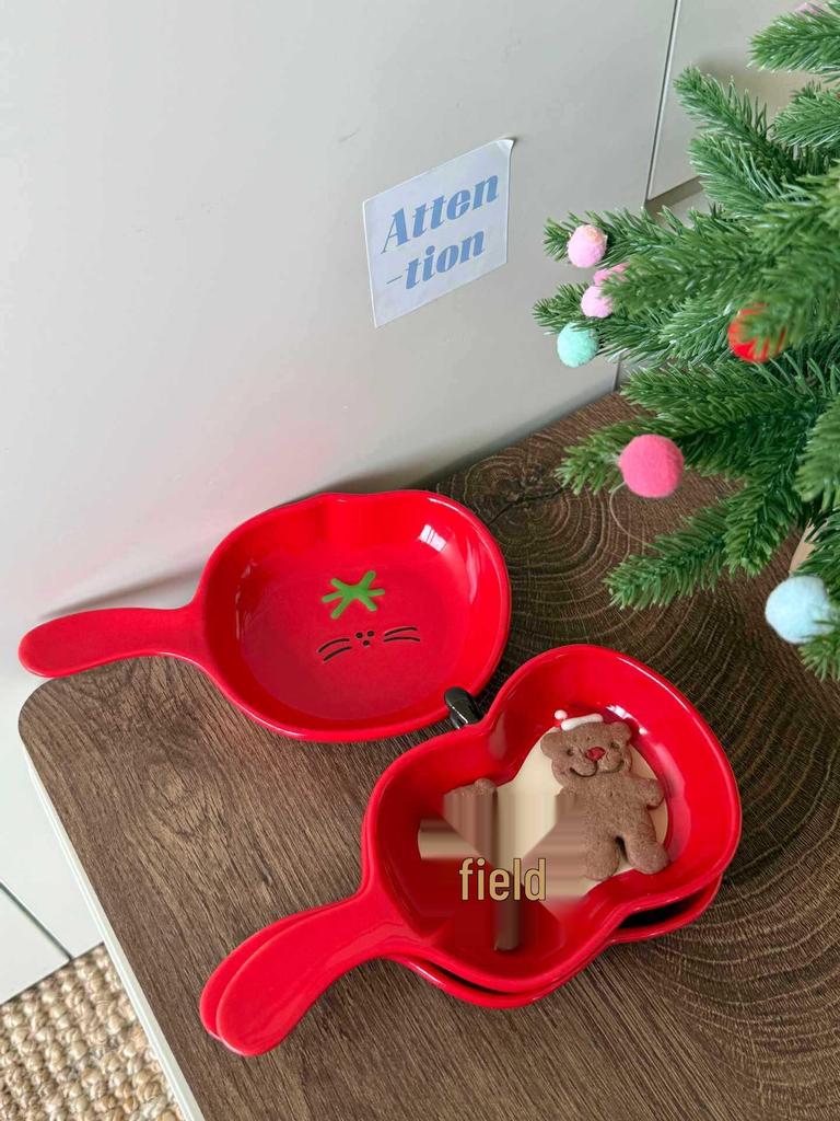 High-Value Cute Cartoon Baking Pan & Ceramic Apple Plate with Handle for Home & Pet Use