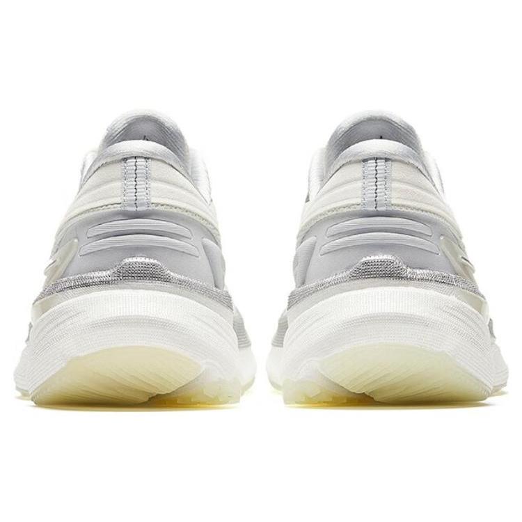 Anta Cushioning Abrasion Resistant Lightweight Low top Running Shoes Women's White 922415551-1