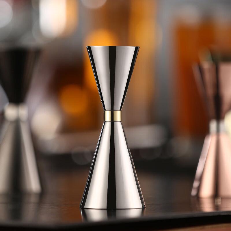 Cocktail-Jigger & Messbecher aus Edelstahl