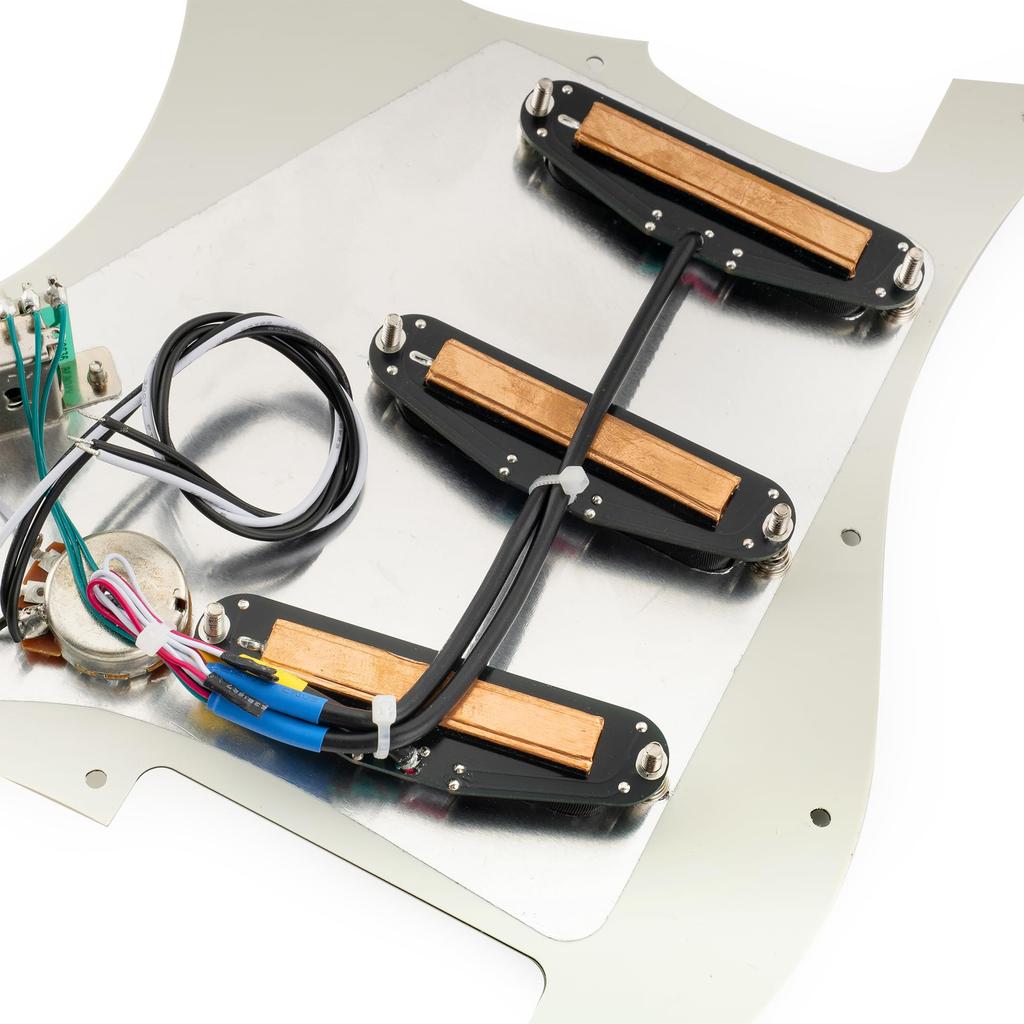 Musiclily Pro-SE Strat Wiring Pre-assembled Pickguard SSS Humbucker Ceramic Single-coil Size Aged White for Strat Electric Guitar