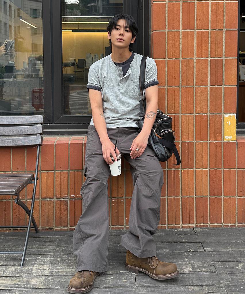 HOOVES Wide Straight Cargo Pants [Charcoal]