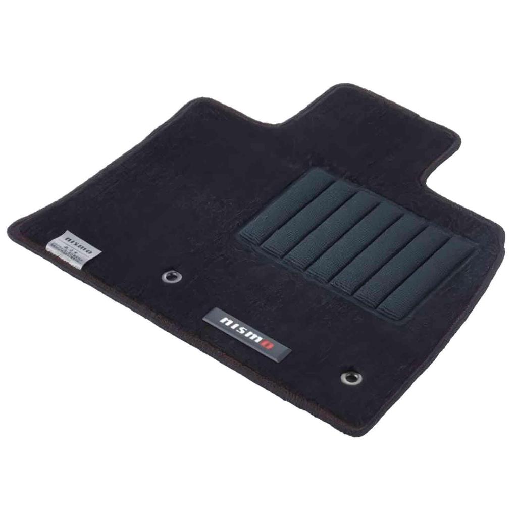 Nismo Gulvmatter for Nissan Aura Kaldt Vær 74900RNE30 Svart med Røde Sømmer Note/Note (E13) (Ekskludert modeller)
