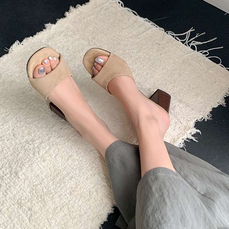 Krazing Pot Zamszowe pantofle letnie rozmiar 40 Klapki na zewnątrz Grube wysokie obcasy Damskie sandały z odkrytymi palcami