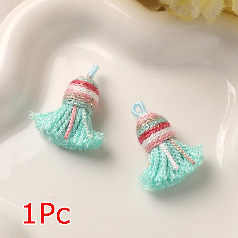 

1PC Handmade Embellishments Cotton Thread Exquisite Small Tassel Party Decoration Comfortable Gift Packaging Soft Pendants A