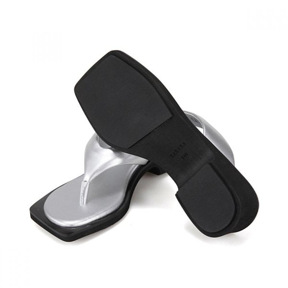 Barbara LeaTher Minimal One Color Point Signature The Flat 4cm Mule Bbj393