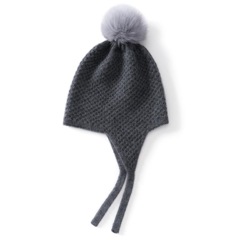 Autumn and winter new cashmere hat European and American big fox hairball hundred bags head warm ear protection cold knitting