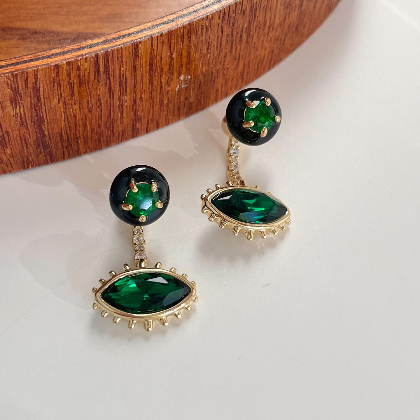 Emerald Gemstone Devil s Eye Detachable Earrings - High-Value, Unique Design for European & American Banquets