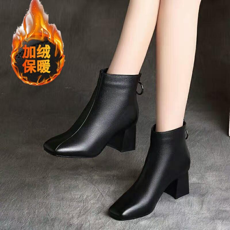 

Флисовые короткие ботинки женские толстые документальные ботинки Флисовые ботинки Martin 2024 зимние новые квадратные ботинки на среднем каблуке женские хлопковые 40