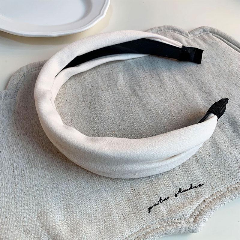 

Новая широкая повязка на голову в стиле легкой роскоши: Стиль корейского фэшн-инфлюенсера