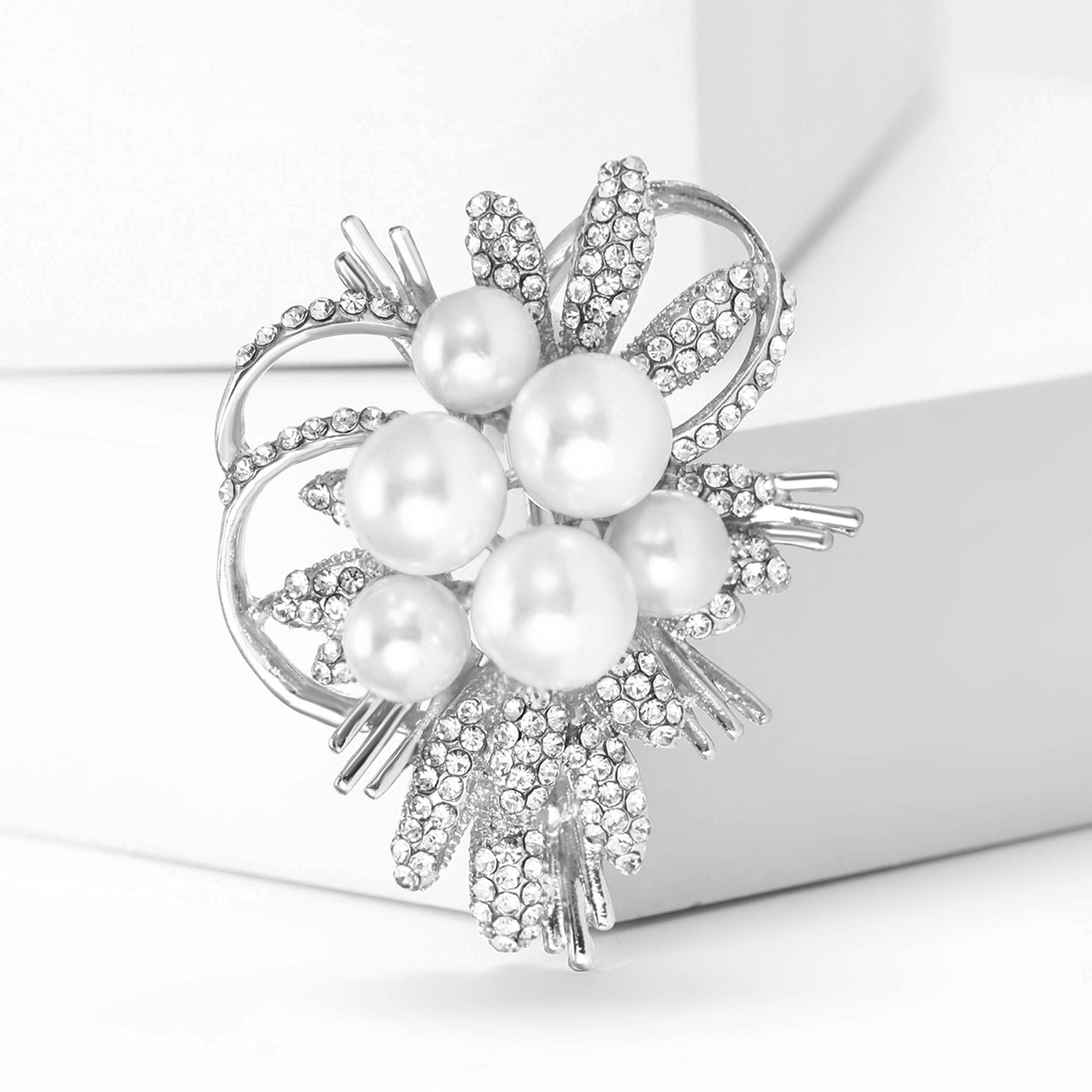 

Elegance Pearl Accessories Brooches for Women Creative Rhinestones Flower Pins Friend Event Party New Gifts Jewelry Decoration