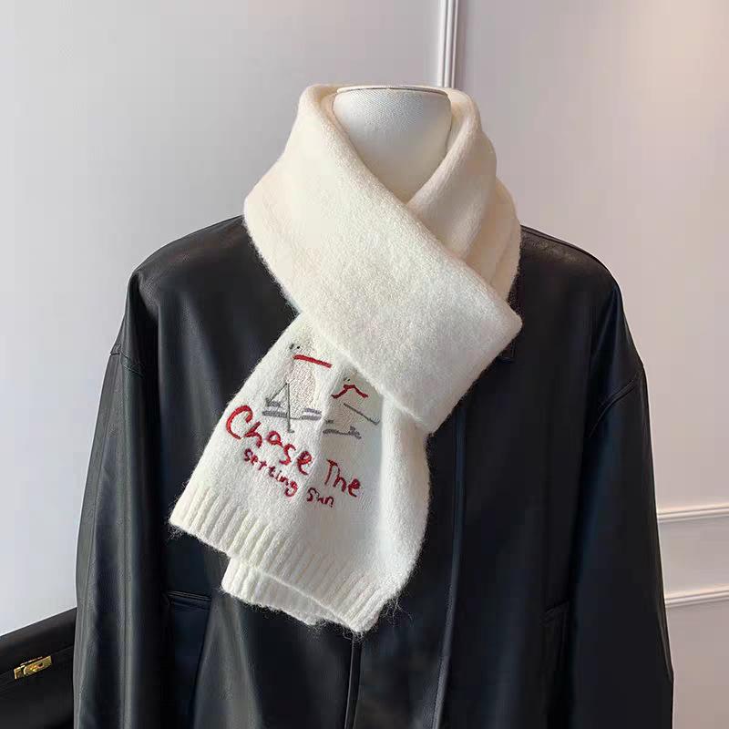 Blue cartoon bear wool small scarf women's winter new cute thickened warm neck protection knitted scarf
