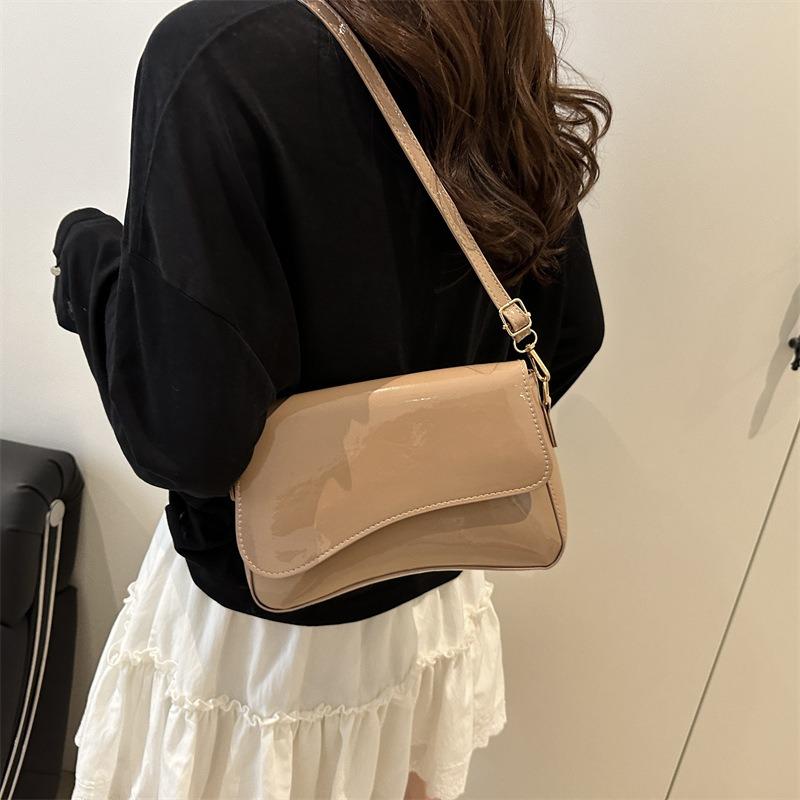 This year's popular small bag women's summer new fashion simple shoulder messenger bag retro small square bag