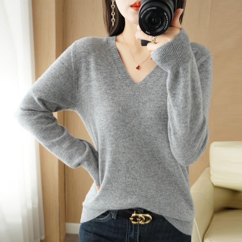 2025 Autumn Winter V-neck Knitted Pullover Women Sweater New Solid Color Fashion Elegant Casual Bottoming Shirt Thin Solid Color Simple Clothing