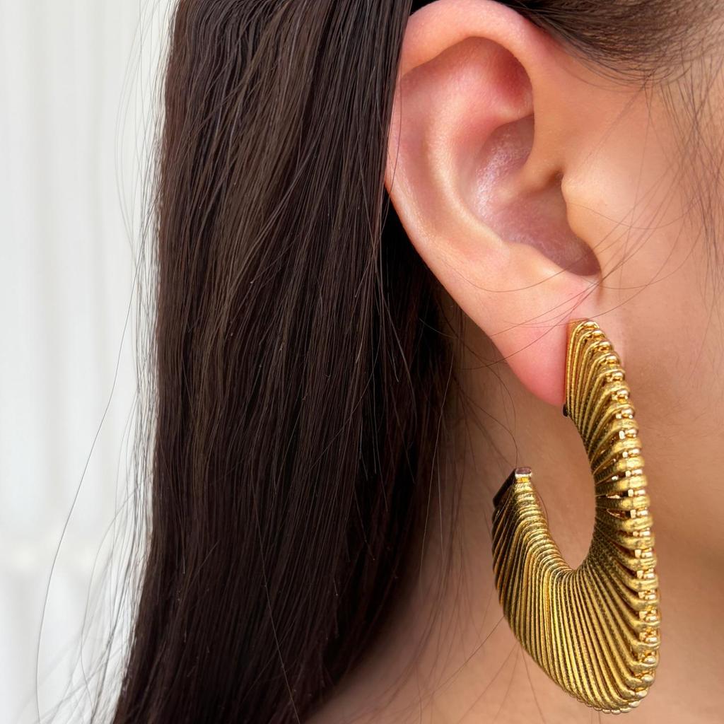 High-End Retro Versatile Ear Cuffs: Colorful Woven Hoops with 925 Silver Studs