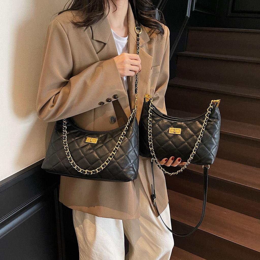 Retro Diamond Small Fragrant Chain Tote Bag Women'S Commuter Versatile Underarm Bag Shoulder Bucket Bag