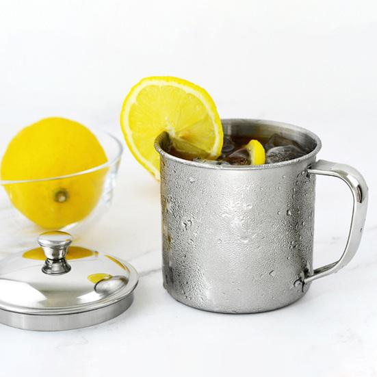 Stainless Steel Water Cup with Lid Handle Hot Cold Beverage Mug for Camping Picnic BBQ Corrosion Resistant Easy Clean Single Wall Air Beer Cup