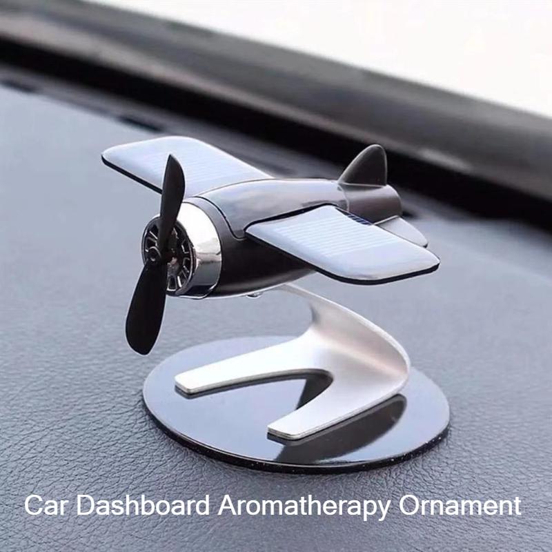 Solární Difuzér do Auta Letadlo 1 Náhodná Vůně Osvěžovač Vzduchu Parfém Unikátní Dekorace na Palubní Desku Dárek pro Muže Automobilové Nadšence
