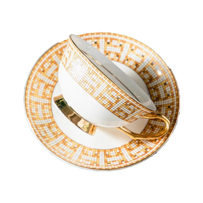 Vintage Luxury Coffee Cups Highend Afternoon Tea Exquisite Cup and Plate Set Household Tableware Ceramic Cup Gifts for Friends