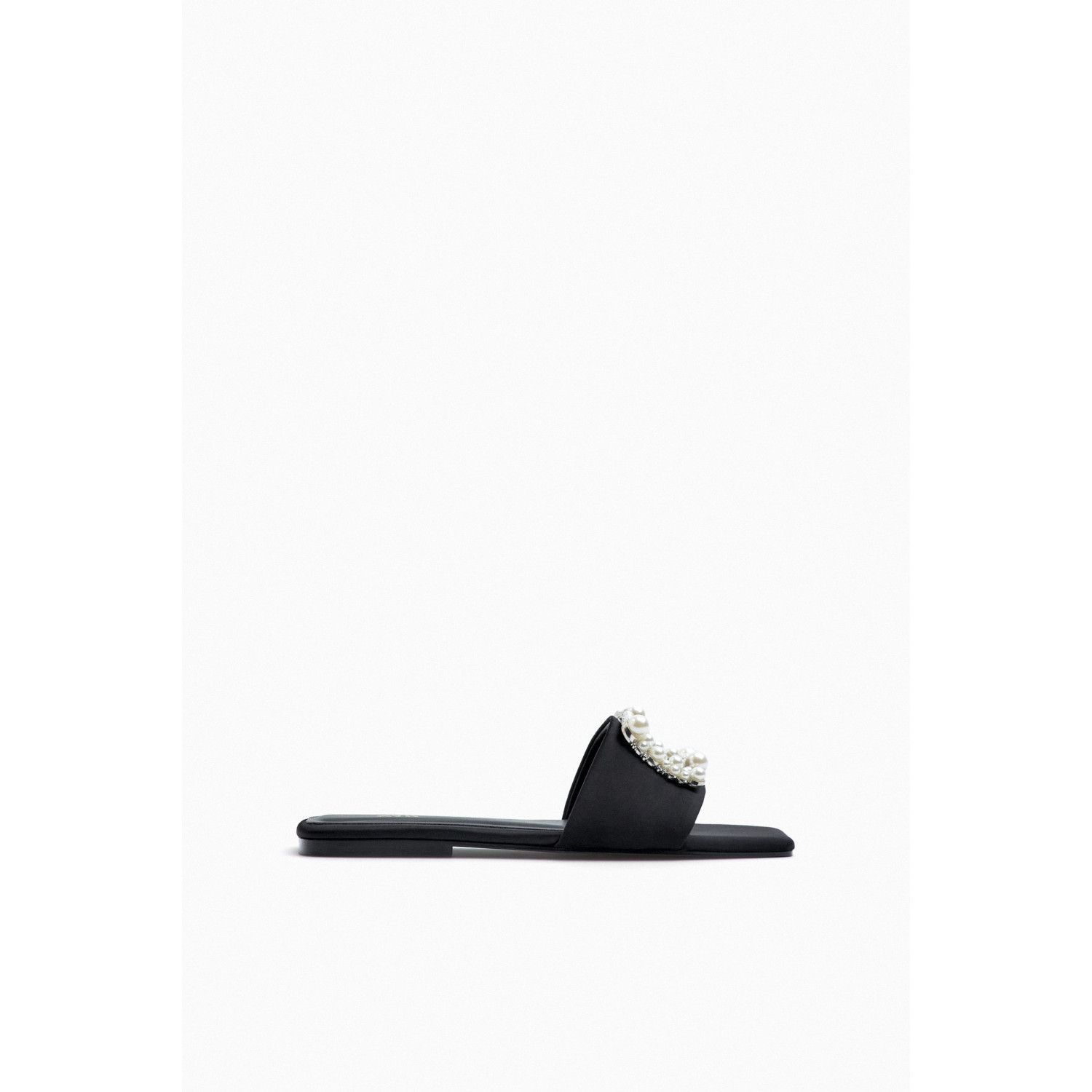 

SATINY FLAT SLIDER SANDALS WITH FAUX PEARLS