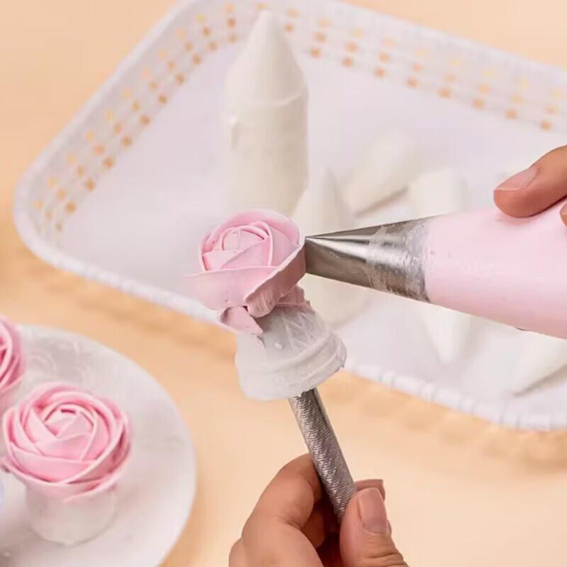 Qiwei Cake Decorating Piping Tool Set