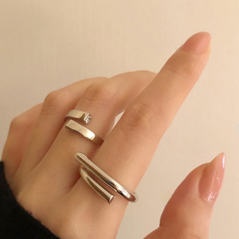 Korean Retro Simple Cross Asymmetrical Open Ring for Women - Creative Temperament Index Finger Accessory