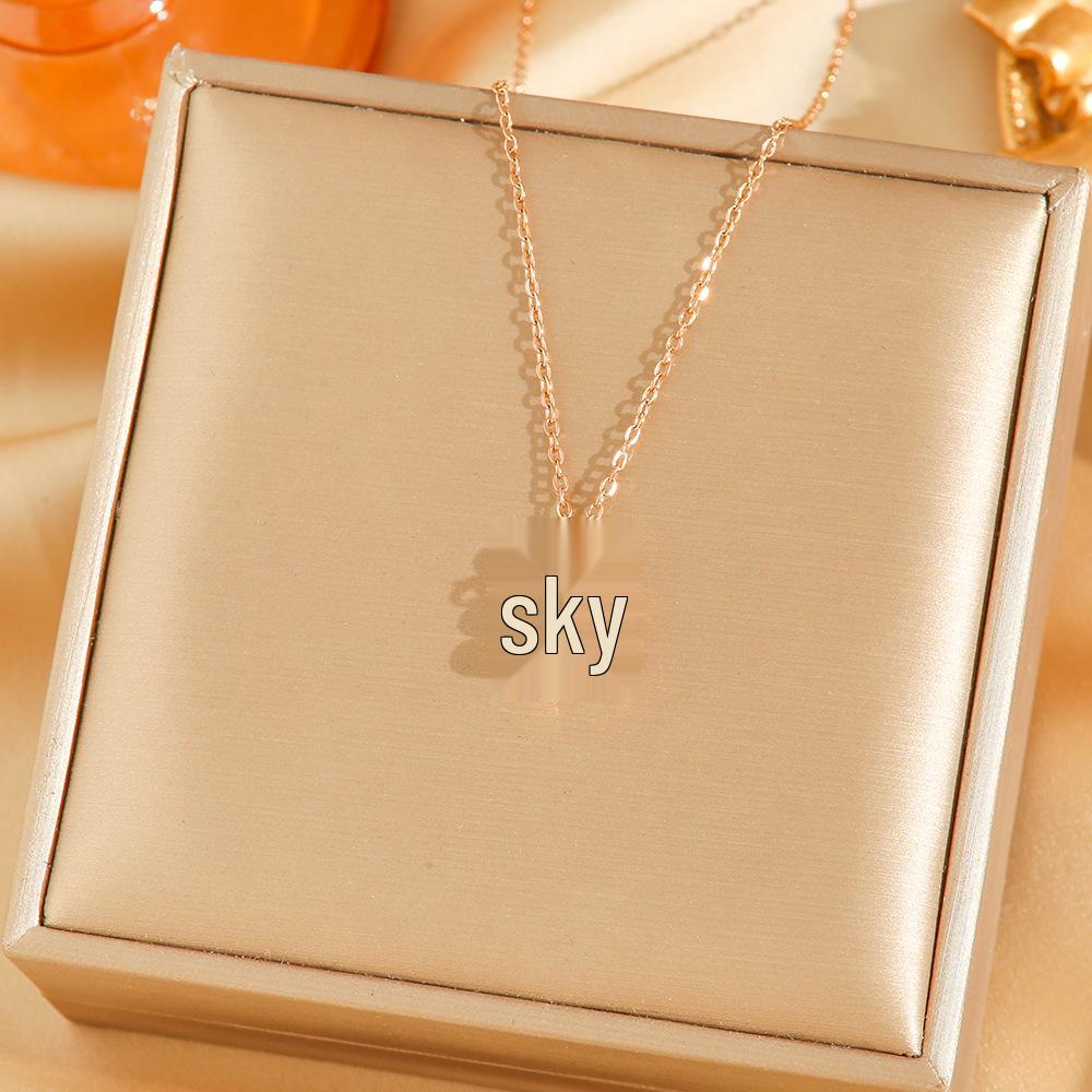 Exquisite 18K Gold-Plated Titanium Steel Necklace - Women's Clavicle Chain Jewelry, Fade-Resistant
