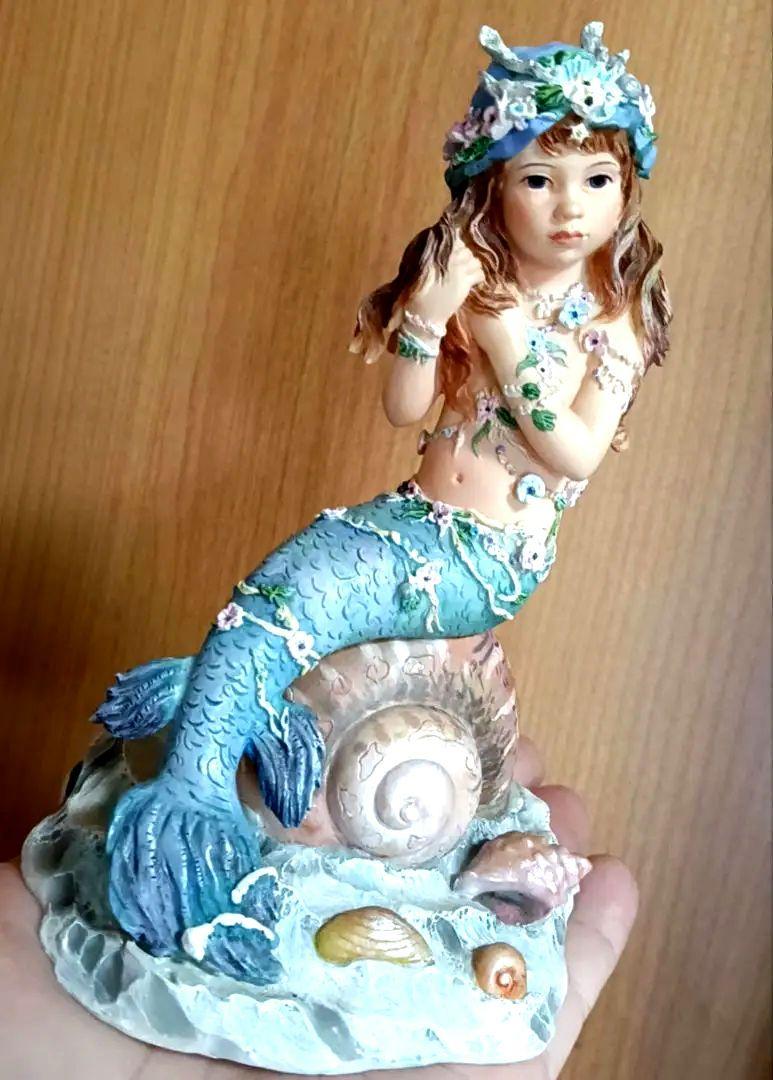 

[Б/У] Фигурка Синяя Русалка из Коллекции Chrysalis