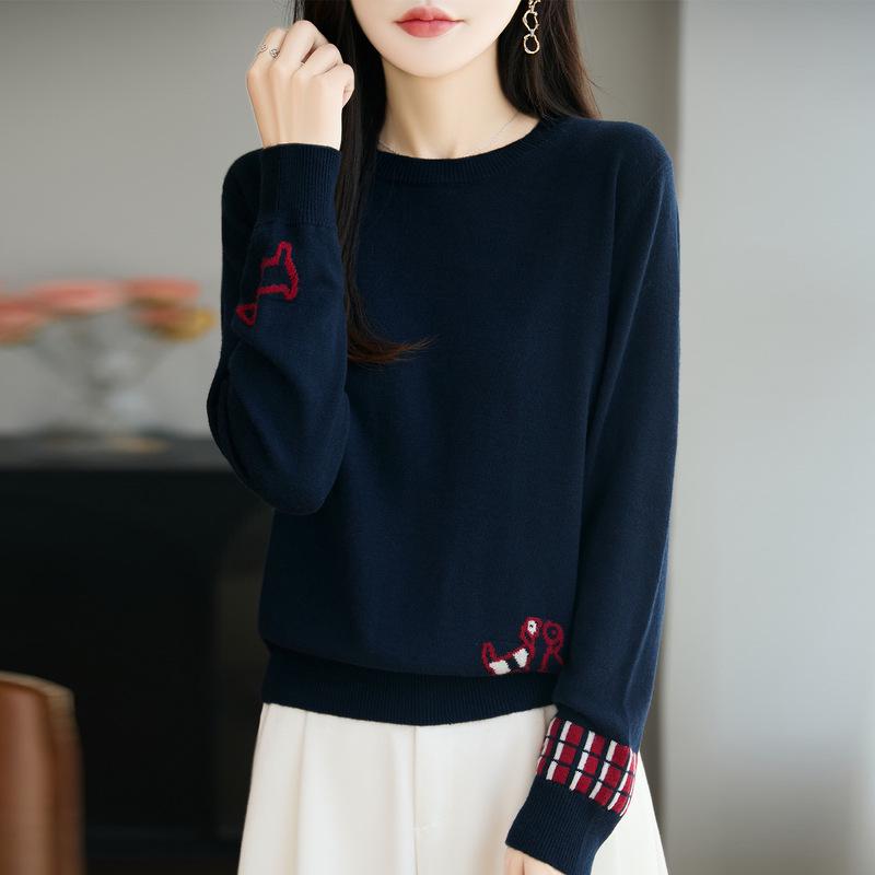 

Женский осенний пуловер-свитер тонкой вязки с длинными рукавами, круглым вырезом и вязаным крючком щенком Medium темно-синий