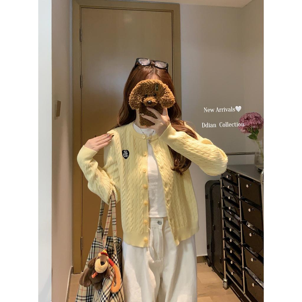 Spring college style embroidered crew neck twist sweater jacket for women with age-reducing knitted cardigan top