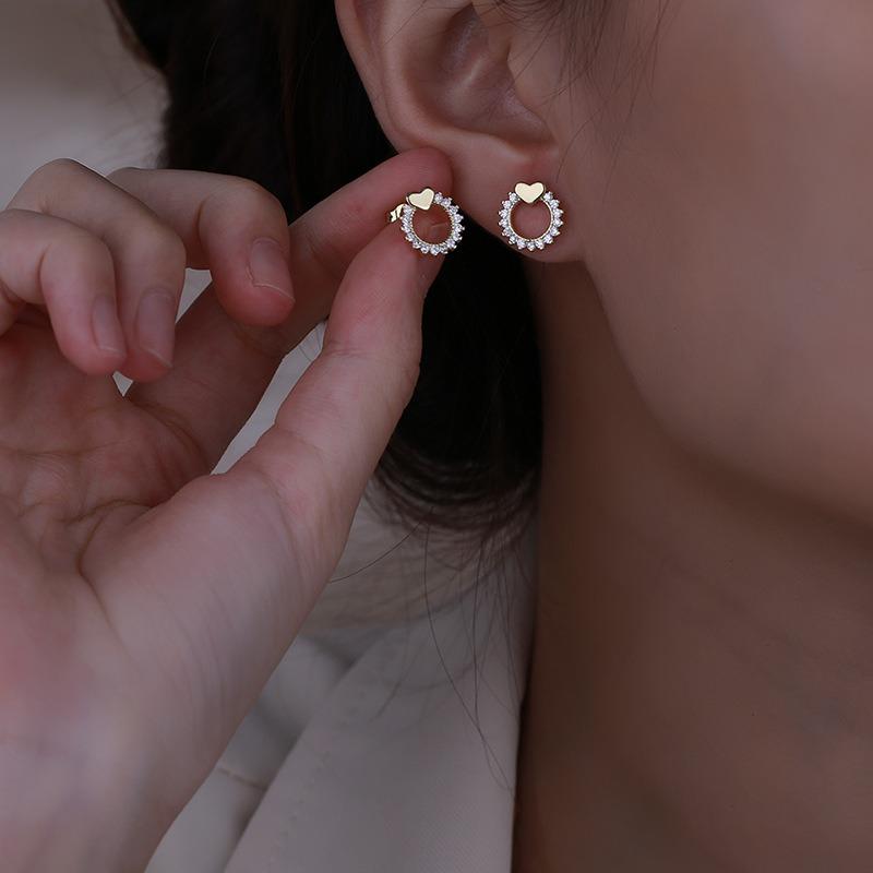 Hot Diamond-studded Earrings Creative Heart Shape Fresh Sweet Temperament Sun Flower Earrings Earrings for Women