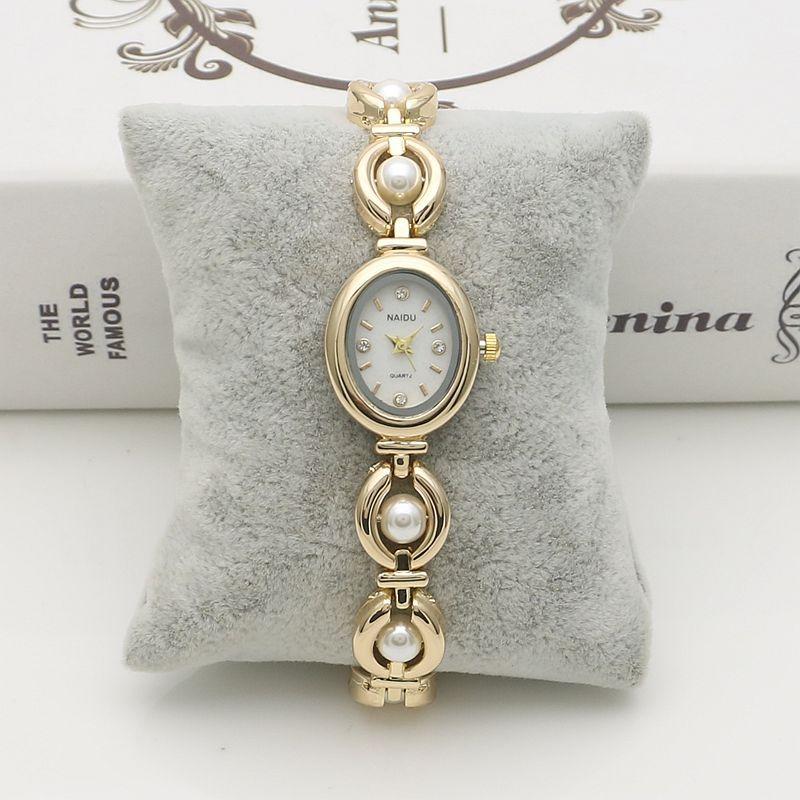 Ceas Elegant de Modă pentru Femei Brățară cu Curea Incrustată cu Perle Vintage Ceas Cadou de Lux Ceasuri cu Cuarț pentru Doamne Ceasuri de Mână cu Cadran Oval