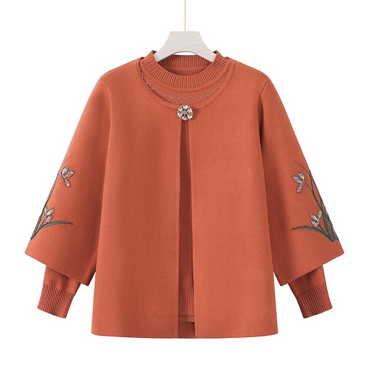 2026 Autumn New Style: Mom's Middle-Aged Women's Sweater Cardigan & Knit Top Two-Piece Set for Spring and Autumn