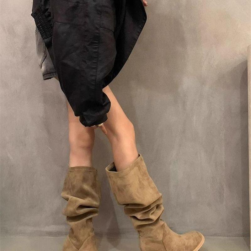 Semišové khaki stohovací kozačky dámské podzim a zima 2025 nové francouzské módní super tenké kozačky kozačky na vysokém podpatku