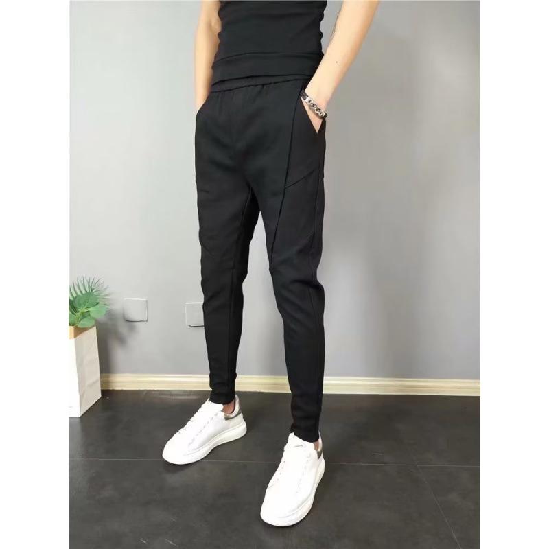 

Мужские повседневные спортивные брюки зауженного кроя в корейском стиле с манжетами для весны и осени M чёрный