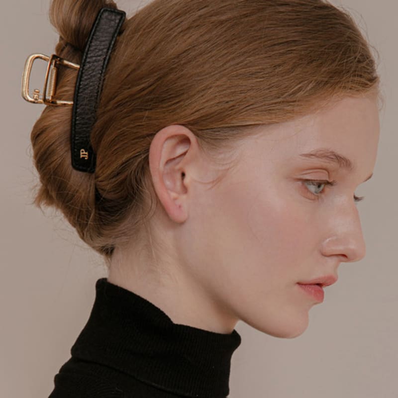 

Jean Paul Clarisse Leather Square Clip JP-22-208CC Khaki