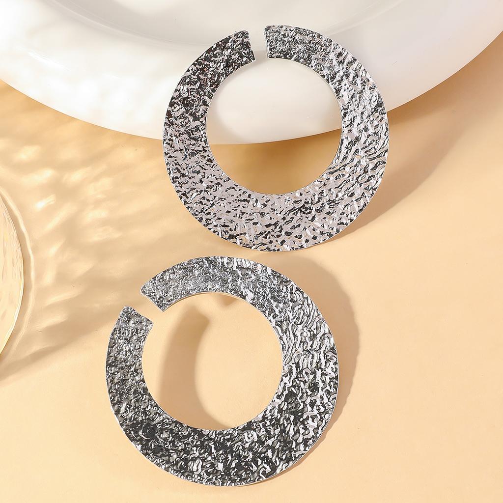 2PC Women's Retro Heavy Metal Alloy Pendant Gothic Punk Geometric Earrings Fashion Zircon Suitable for Party and Festival Gifts