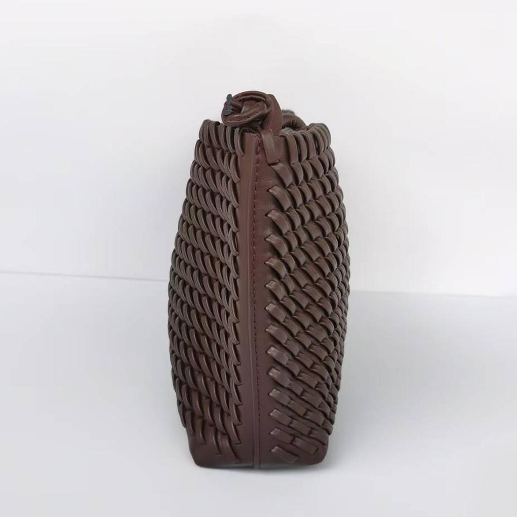 New niche commuter hand-woven shoulder bag fashionable versatile large-capacity women's tote bag