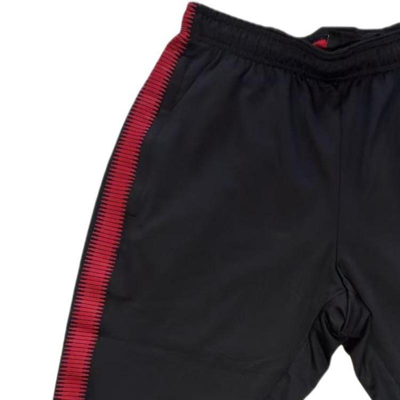 Nike Swoosh Moda Confortevole Morbido Delicato sulla Pelle Pantaloni da Calcio con Lacci Pantaloni da Uomo 902770-013
