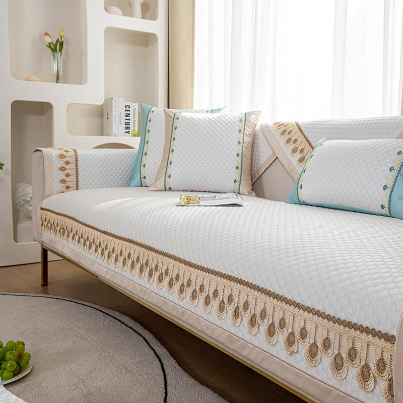 

Summer Ice Silk Sofa Cushion, Simple And Modern Cool Seat Cushion, Cool Doudou Non-Slip Cushion Towel, Cover Cloth, Breathable Cool Cushion 70*70cm