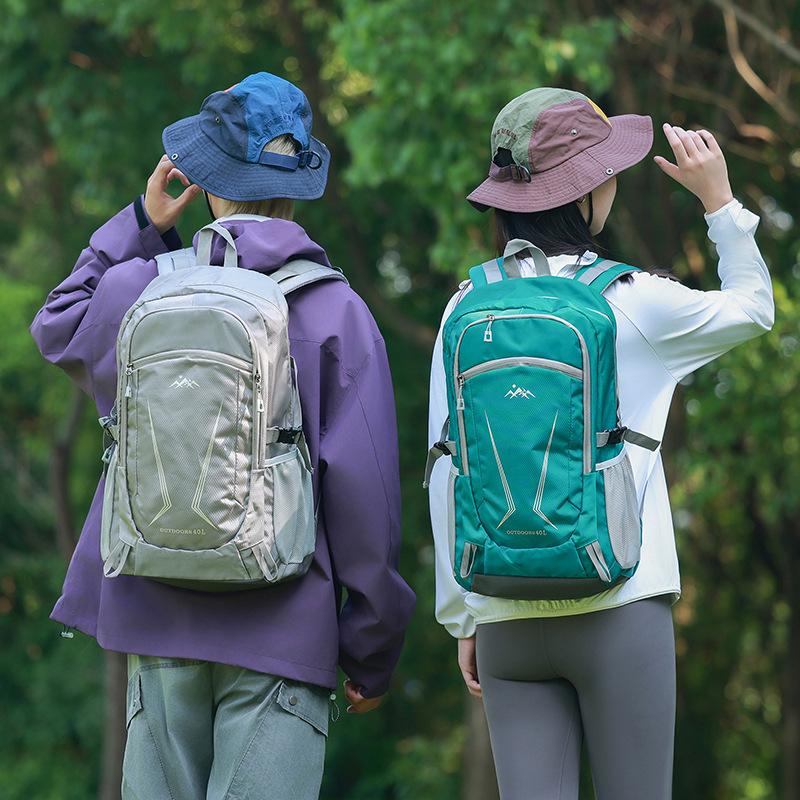 Outdoor hiking bag large capacity leisure hiking backpack light camping leisure sports waterproof anti-scratch backpack