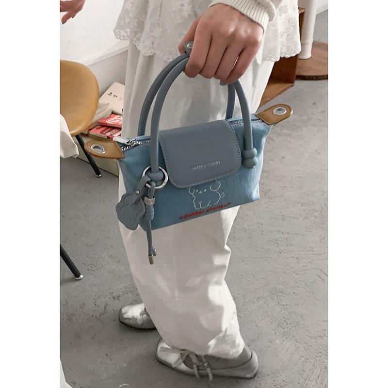 

Повседневная сумочка маленькая сумка женская новая мультяшная вышитая маленькая квадратная сумка джинсовая сумка-мессенджер