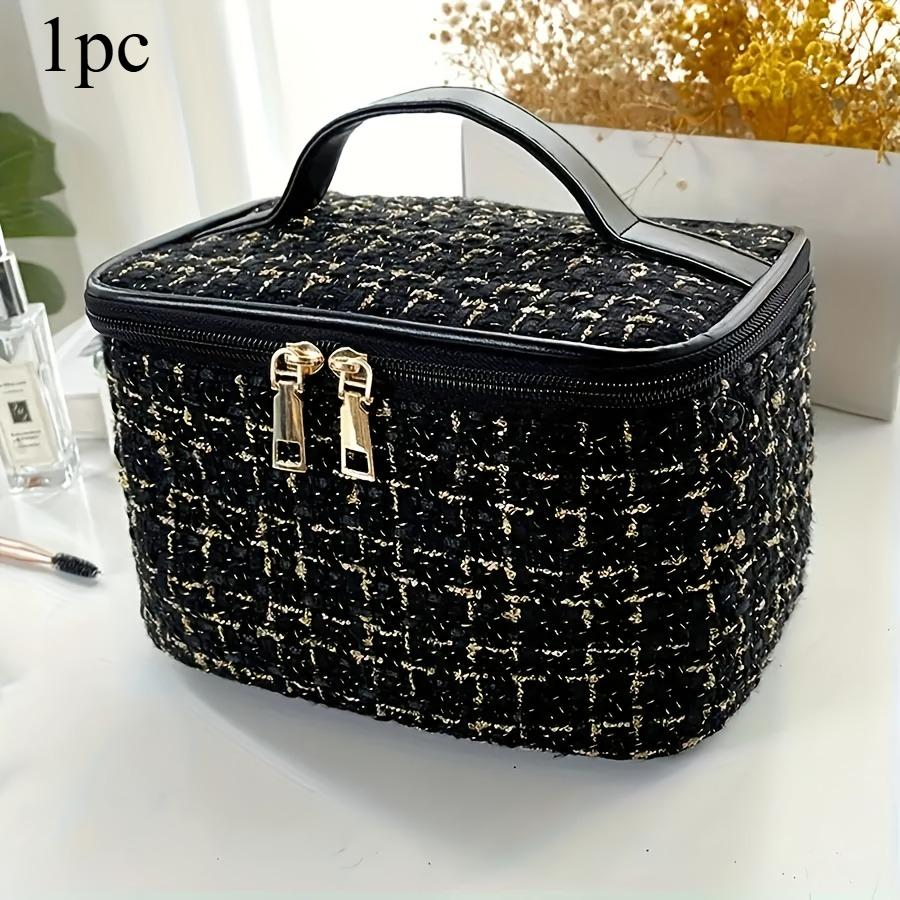 

1pc New Korean Plaid Portable Small Fragrance Makeup Bag Large Capacity Portable Toiletry Storage Bag Home Travel Makeup Box 1pc