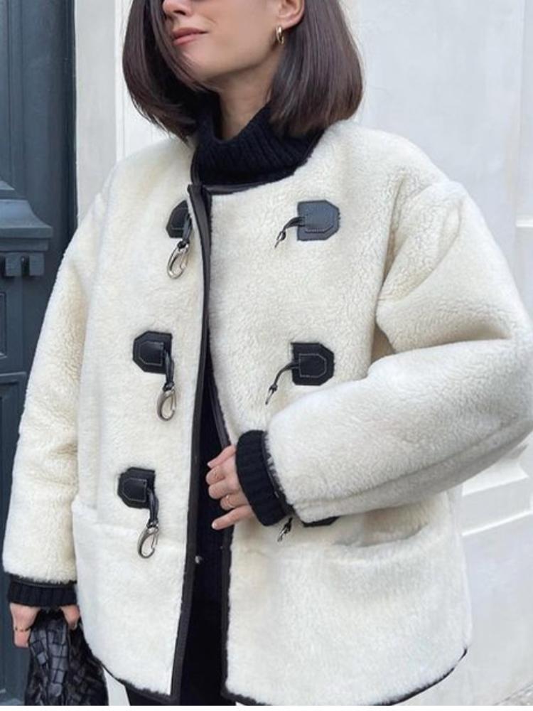 Женская утепленная плюшевая куртка из ягненка — фото 4