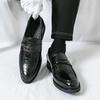 Men Retro Loafers Leather Shoes Formal Business Flats Slip on Shoes Wedding Dress Prom Black Shoes Large Size