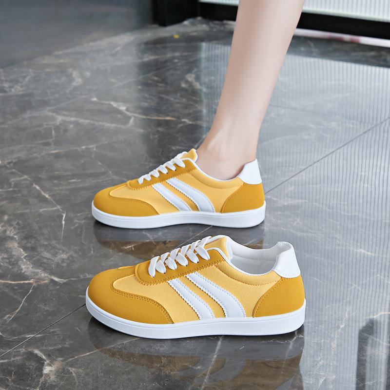 2026 spring and autumn new women's board shoes student flats low-top round head casual sports shoes