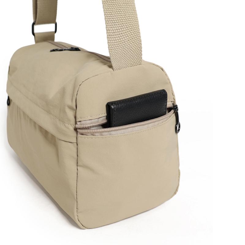 Messenger Bag Women Travel Bag Large Capacity Shoulder Bag Lightweight Nylon Bag