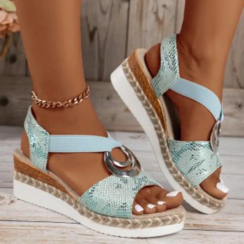 Fløyelssko Mellomhøy Hæl Sandal for Kvinner Åpen Tå Drakt Kvinne Beige Stor Størrelse Tresko Kile Muffins sko Spennestropp Semsket skinn Me