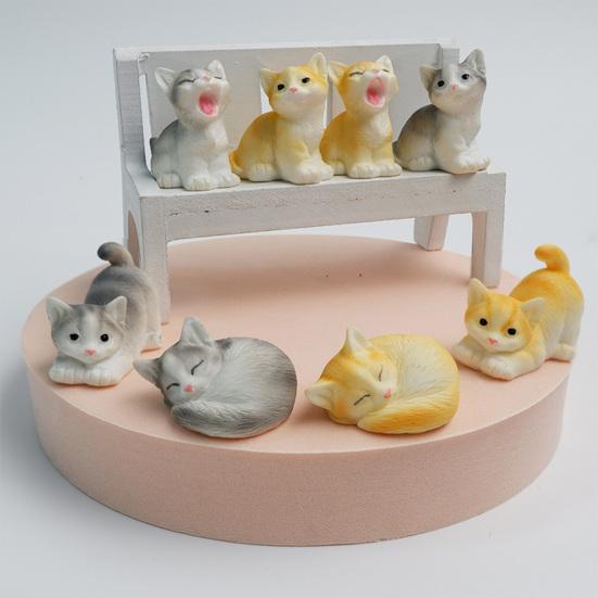 Mini Resin Cat Figurines Cute Realistic Cat Statue Miniature Animal Figures
