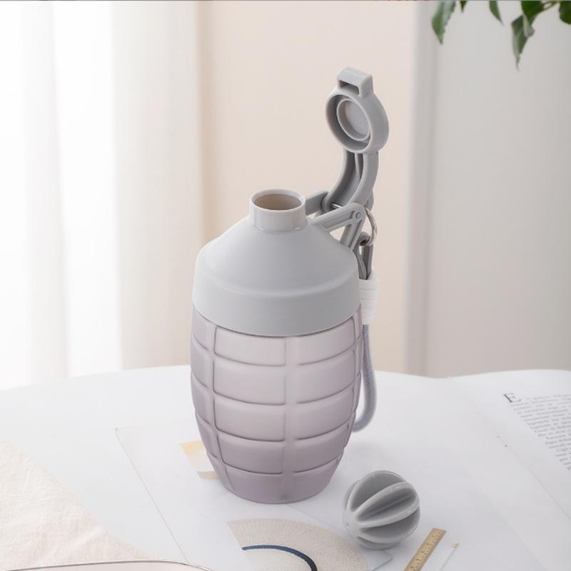 Summer Pineapple Sports Water Bottle – Large Capacity, Portable Student Kettle, Fitness Shaker, Smoothie Cup